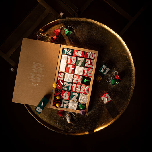 Advent calender open with red and green theme